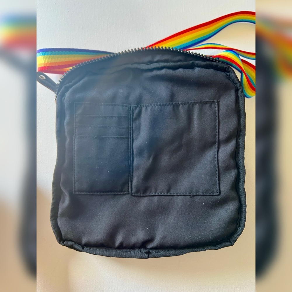 Sondra Roberts Squared black puffer crossbody bag with rainbow straps - Picture 16 of 16